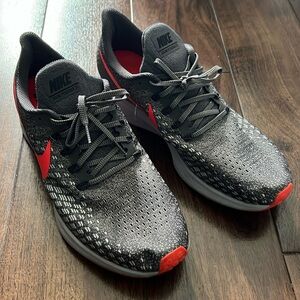Mens Nike Zoom Air Pegasus 35 size 12.5. Really good used condition.